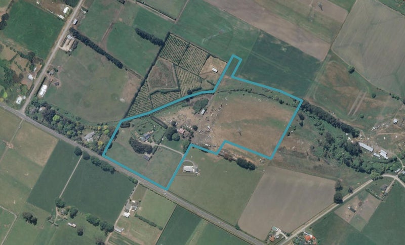 1 Frazer Farm (Pvt) Lane, WAIKUKU, RANGIORA - Carousel 1