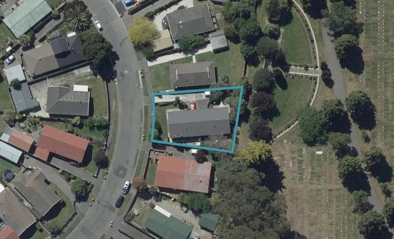 2/34 Kawau Crescent, Bromley, Christchurch - Carousel 1