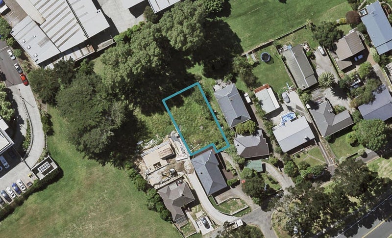 232 Sunset Road, Windsor Park, Auckland - Carousel 1