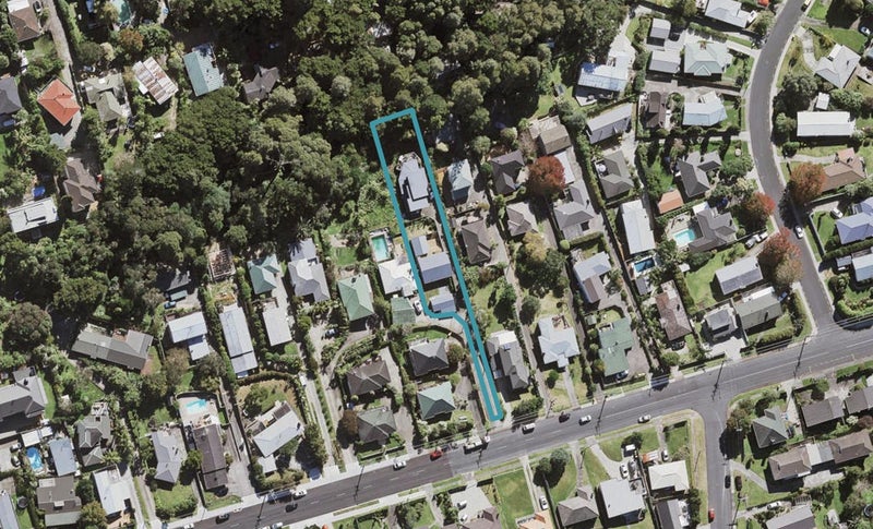 1/42 Pupuke Road, Hillcrest, Auckland - Carousel 1