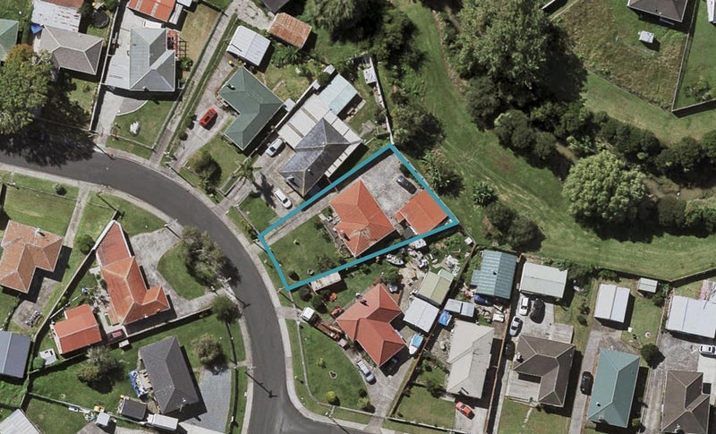 22 Blampied Road, Otara, Auckland - Carousel 1