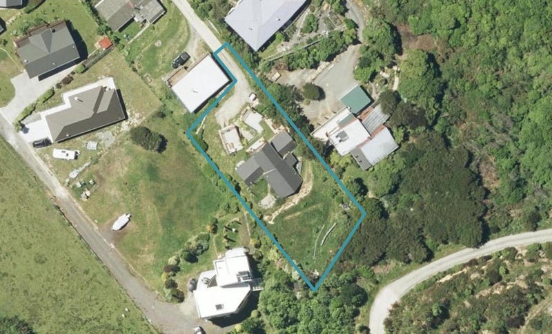 14 Whitiao Way, Waikawa, Picton - Carousel 1
