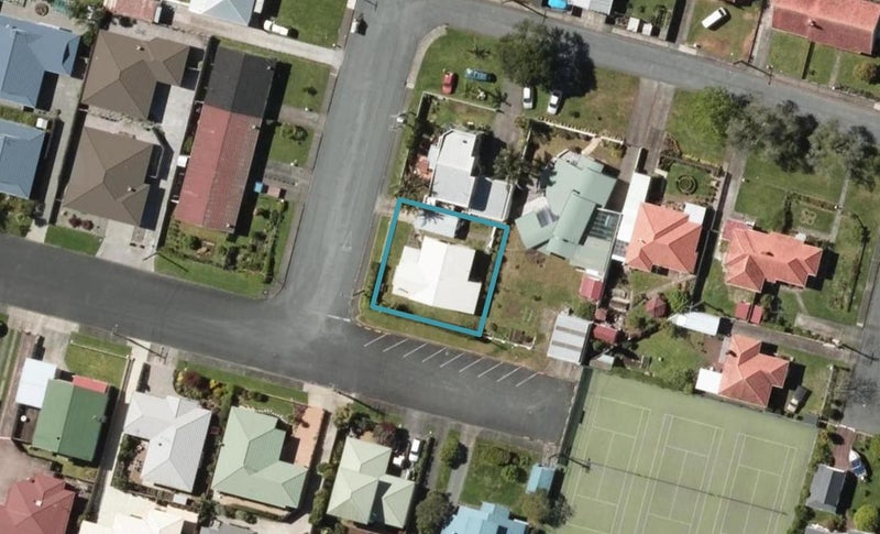 7 Brighton Road, Kensington, Whangarei - Carousel 1