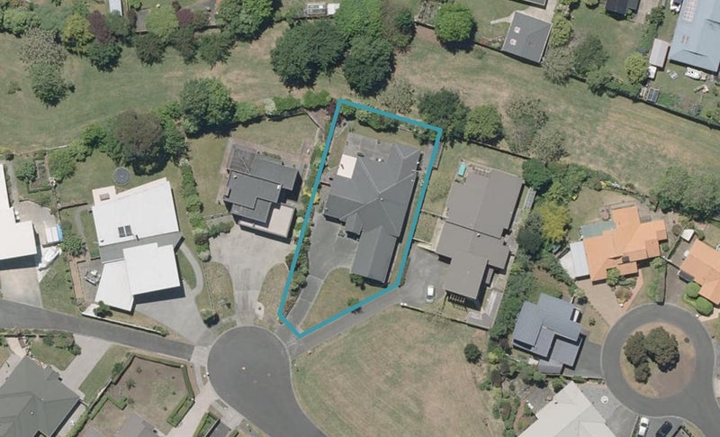 6 Cotswolds Close, Otamatea, Whanganui - Carousel 1