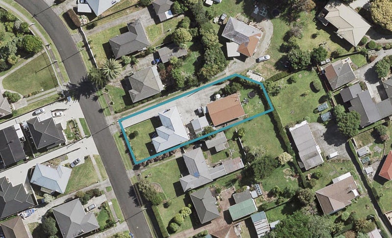 2/7 Tawa Crescent, Manurewa, Auckland - Carousel 1