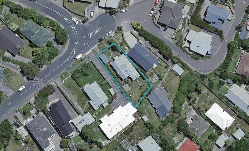 22 Hawtrey Terrace, Johnsonville, Wellington - Carousel 1