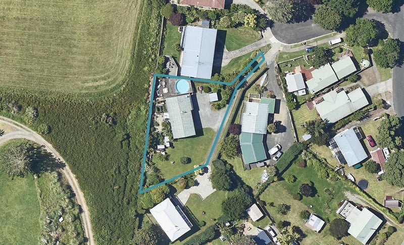 3 Nathan Place, Athenree, Katikati - Carousel 1