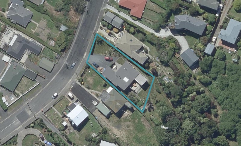 22 Campbells Road, Pine Hill, Dunedin - Carousel 1