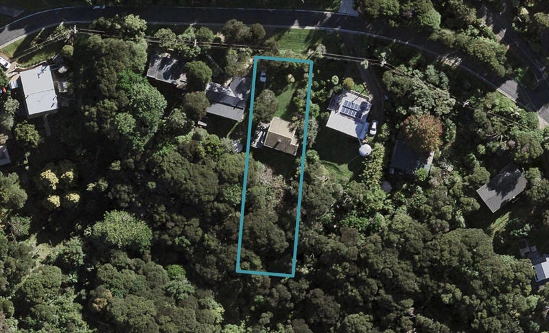 15 Hill Road, Palm Beach, Waiheke Island - Carousel 1