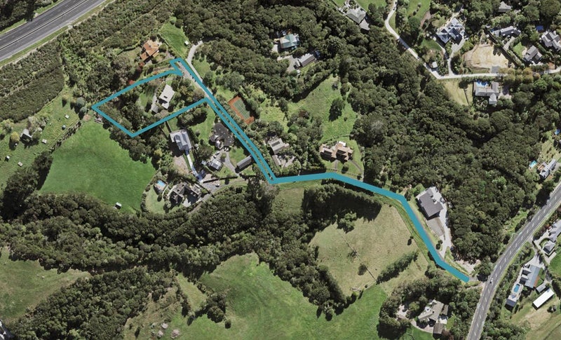 318A Upper Harbour Drive, Greenhithe, Auckland - Carousel 1