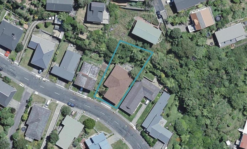 14 Paddington Grove, Karori, Wellington - Carousel 1