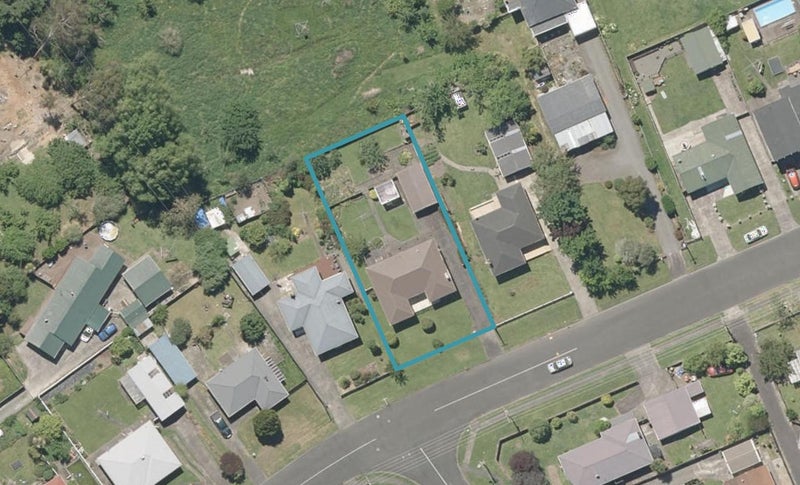 96 Paterson Street, Aramoho, Whanganui - Carousel 1