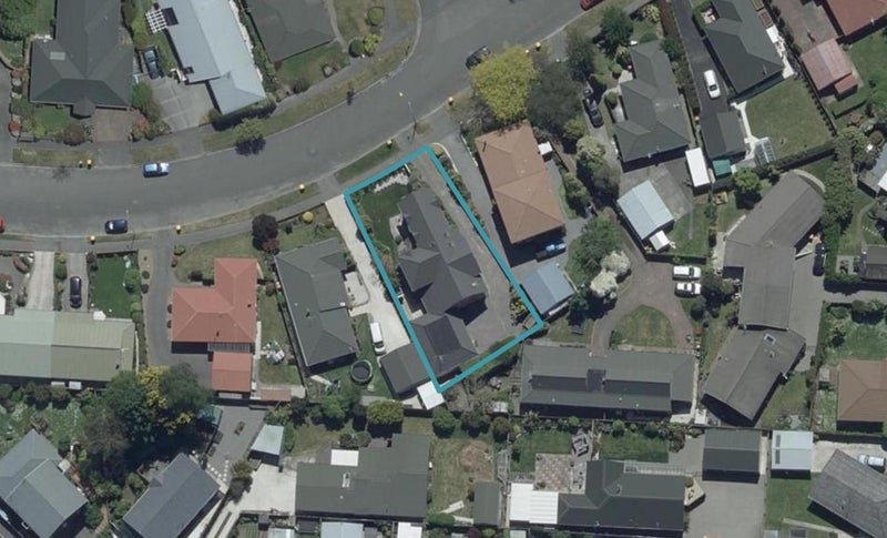 12 Lowry Avenue, Redwood, Christchurch - Carousel 1