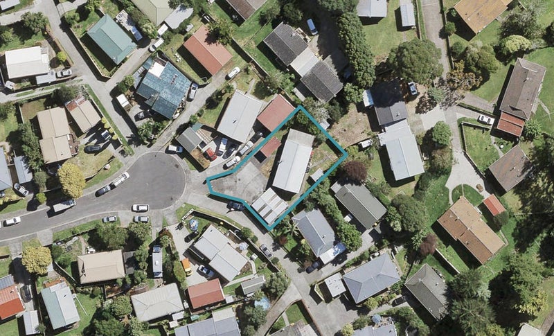 15 Cameron Place, Ranui, Auckland - Carousel 1