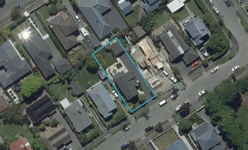 44 St Andrews Square, Strowan, Christchurch - Carousel 1