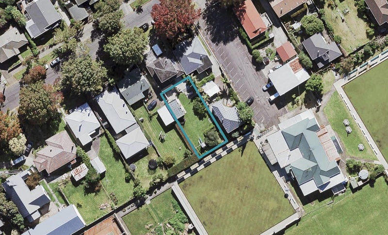 21A Dignan Street, Point Chevalier, Auckland - Carousel 1