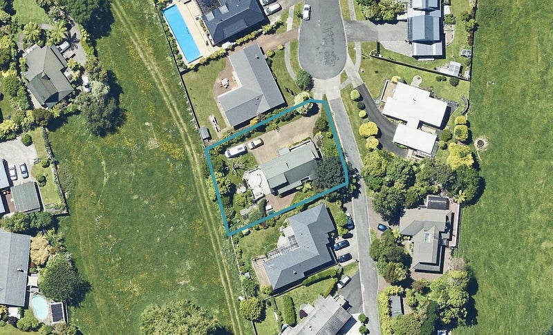 12 Janet Place, Lynmore, Rotorua - Carousel 1