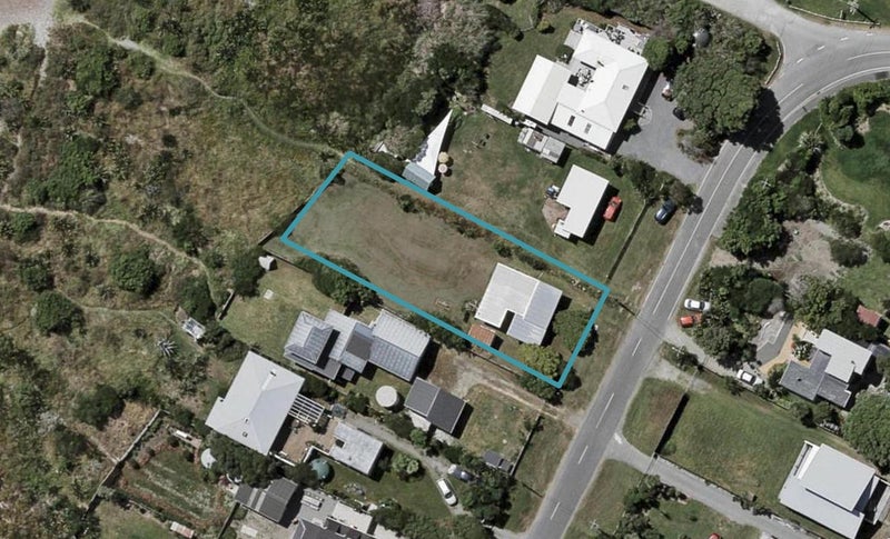 5 Rodney Avenue, Te Horo Beach - Carousel 1