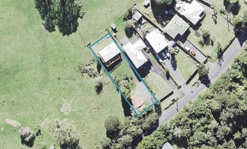 1294 Huia Road, Huia, Auckland - Carousel 1