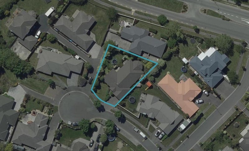 4 Bezar Green, Aidanfield, Christchurch - Carousel 1