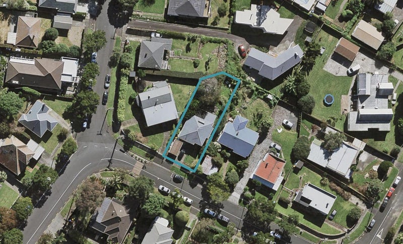 57 Waiohua Road, Greenlane, Auckland - Carousel 1