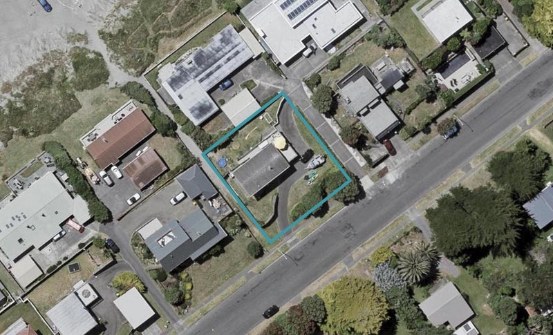 113 Tutere Street, Waikanae Beach, Waikanae - Carousel 1