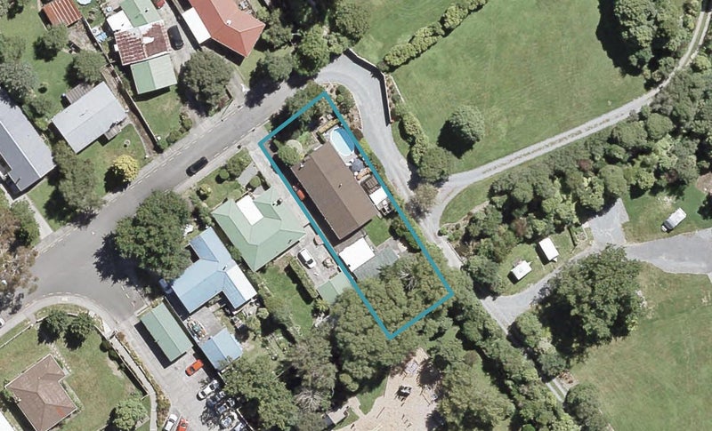 18 Molloys Road, Te Marua, Upper Hutt - Carousel 1