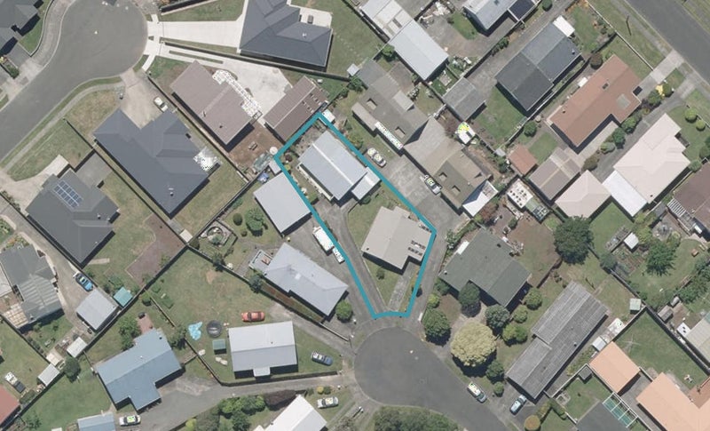 10A Essex Place, Springvale, Whanganui - Carousel 1