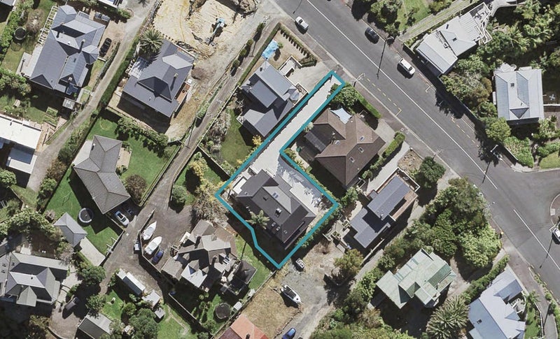 28A Hinemoa Street, Birkenhead, Auckland - Carousel 1