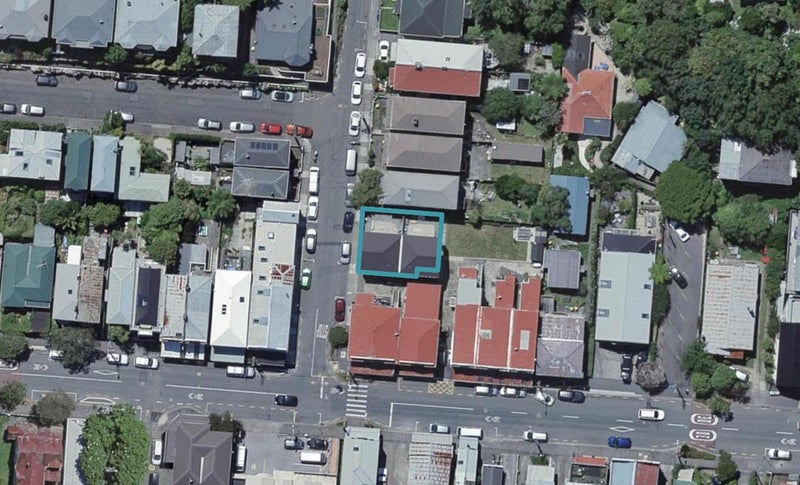 2B Devon Street, Aro Valley, Wellington - Carousel 1