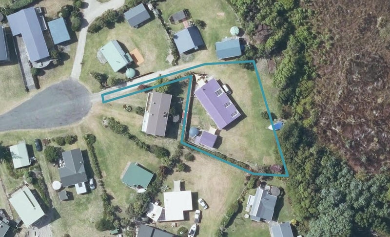 14 Tamure Crescent, MAHIA, NUHAKA - Carousel 1