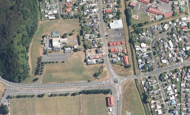 3/13 Wellington Road, Wainuiomata, Lower Hutt - Carousel 1