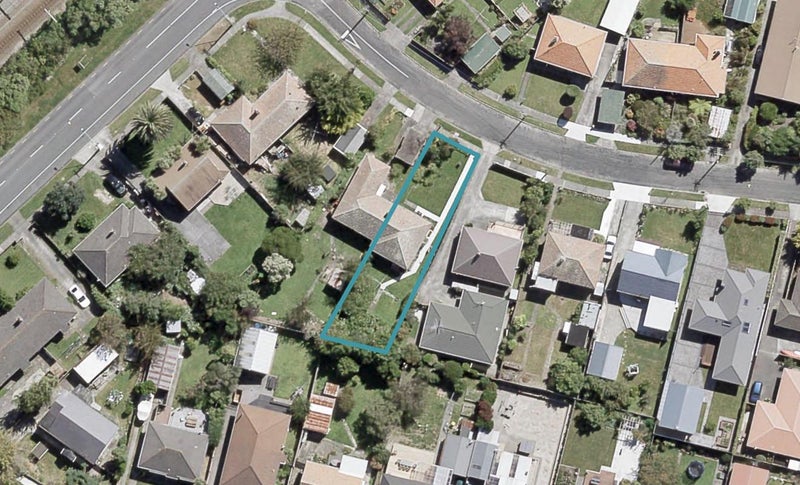 47 Fairfield Avenue, Fairfield, Lower Hutt - Carousel 1