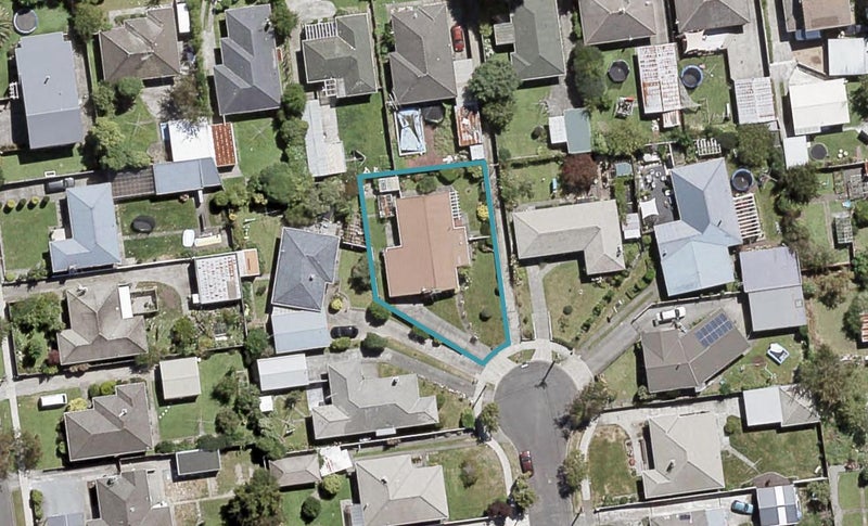 19 Craig Grove, Elderslea, Upper Hutt - Carousel 1