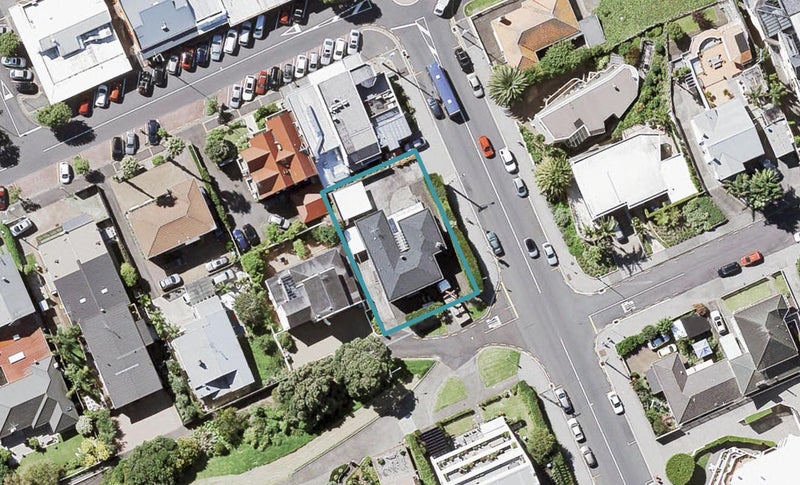 55 St Heliers Bay Road, Saint Heliers, Auckland - Carousel 1
