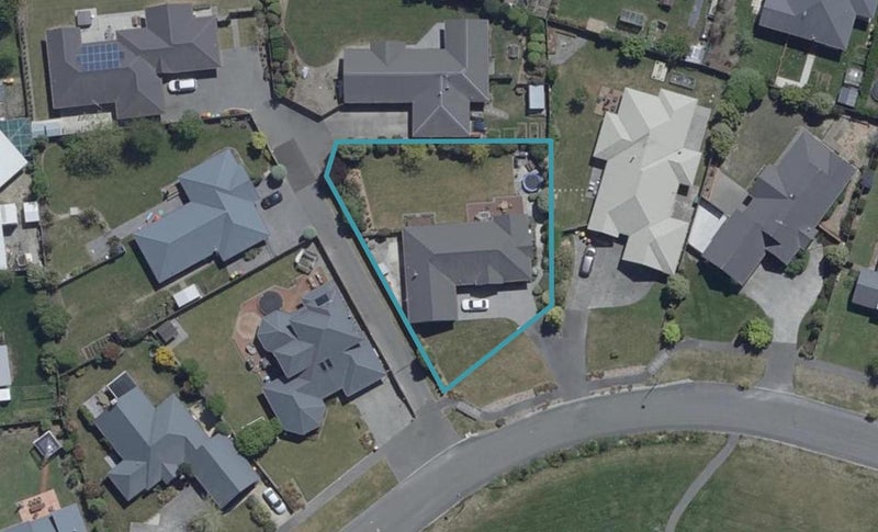 21 Seabrooke Drive, Spencerville, Christchurch - Carousel 1