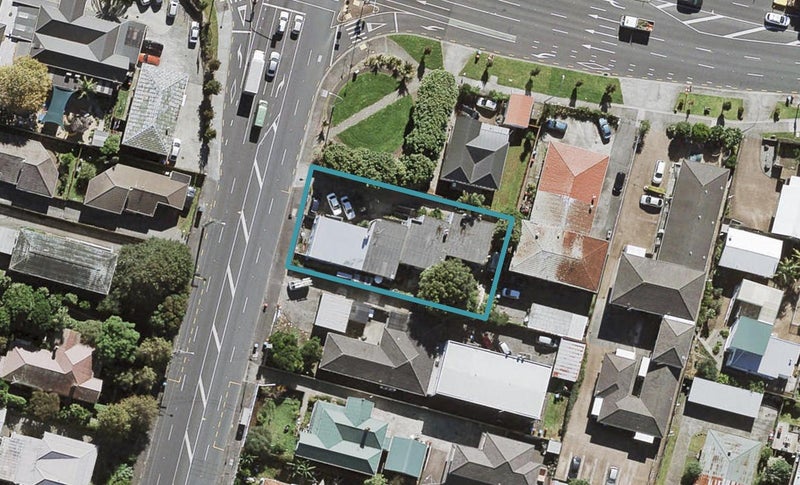 2/386 Sandringham Road, Sandringham, Auckland - Carousel 1
