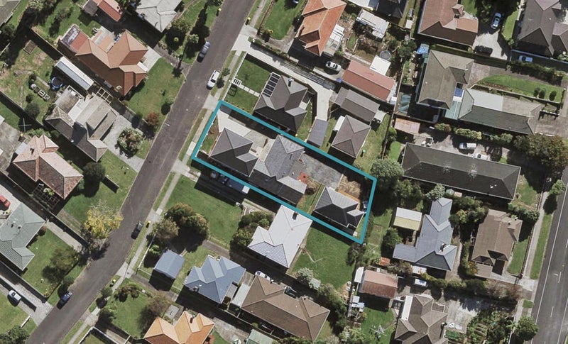 15 Coates Road, Papatoetoe, Auckland - Carousel 1