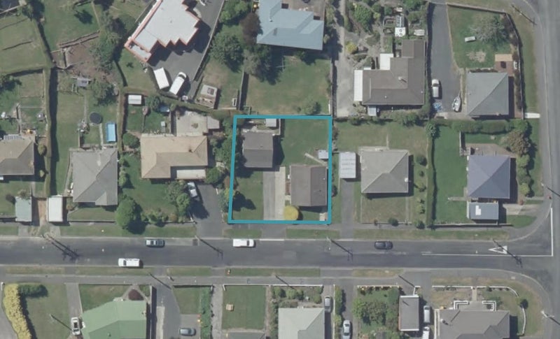 5A Waldron Crescent, Green Island, Dunedin - Carousel 1