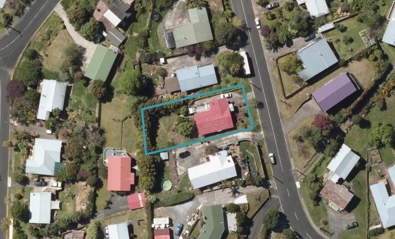41 Hilltop Avenue, Morningside, Whangarei - Carousel 1