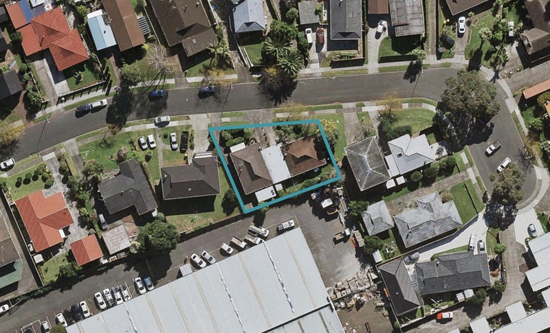 2/9 Ihaka Place, Papatoetoe, Auckland - Carousel 1