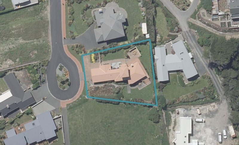21 Highgrove, Saint Clair, Dunedin - Carousel 1