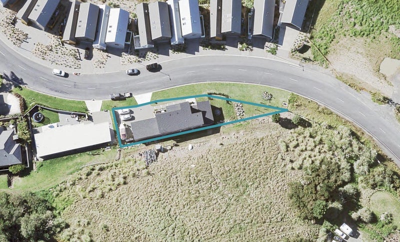 228 Jack Lachlan Drive, Beachlands, Auckland - Carousel 1