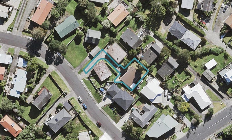 1C Anne McLean Drive, Bayview, Auckland - Carousel 1