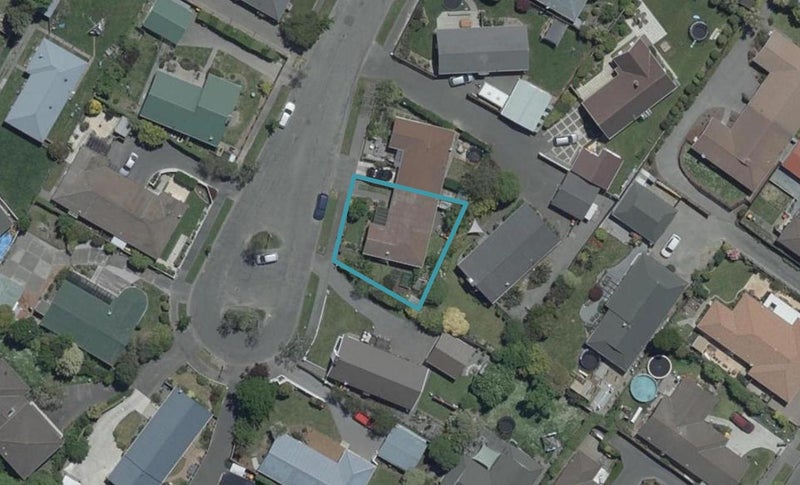2/11 Blairdon Place, Bishopdale, Christchurch - Carousel 1
