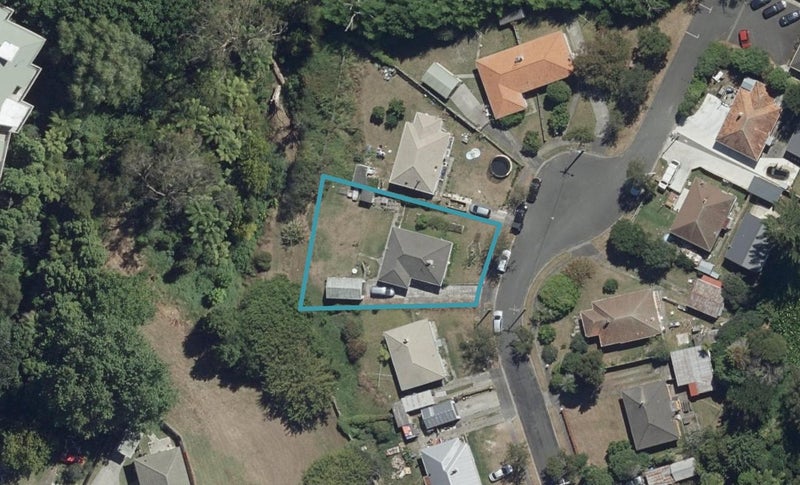 17 Stokes Crescent, Maeroa, Hamilton - Carousel 1