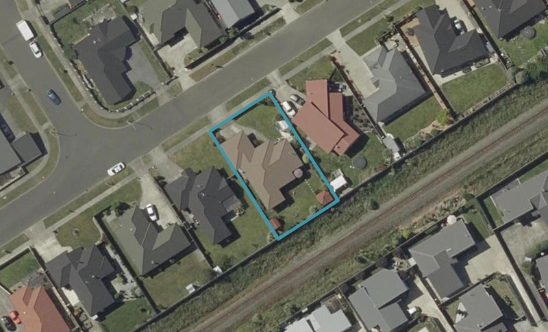 38 Geneva Terrace, Kelvin Grove, Palmerston North - Carousel 1