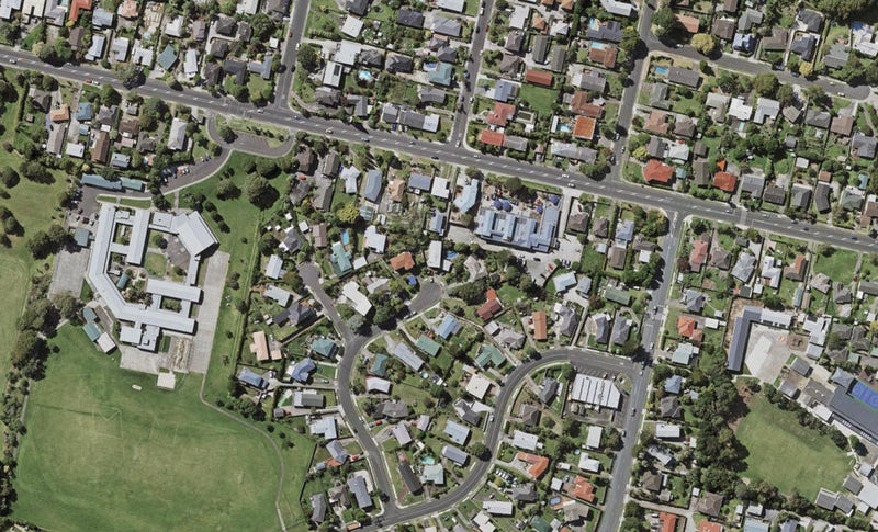 24 Elizabeth Street, Pakuranga, Auckland - Carousel 1