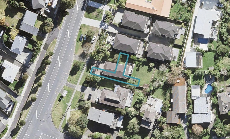 789C East Coast Road, Northcross, Auckland - Carousel 1