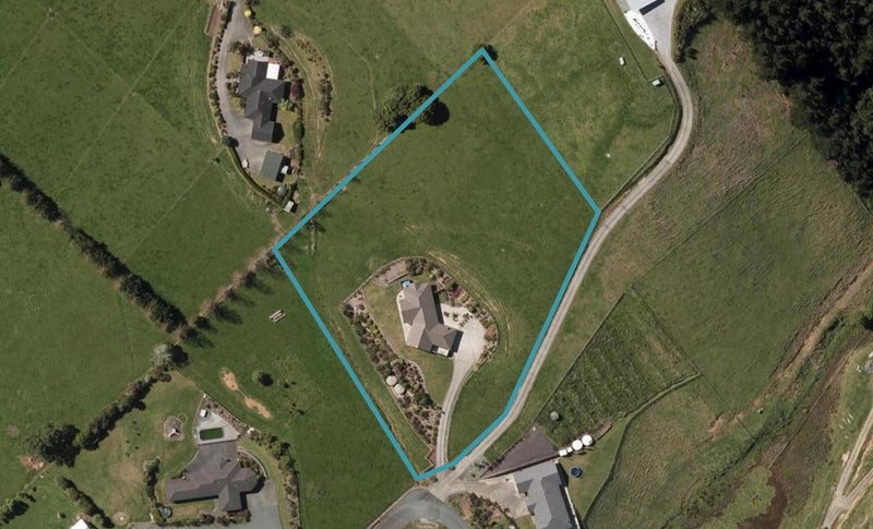 27 Tuiglen Place, Whangarei - Carousel 1